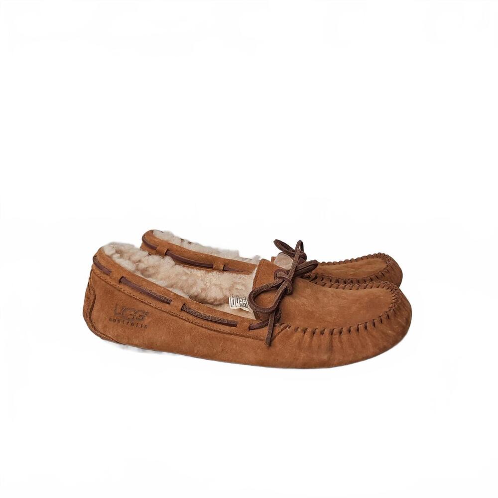 UGG Women's Dakota Slipper Chestnut Size 9 - Picture 1 of 8